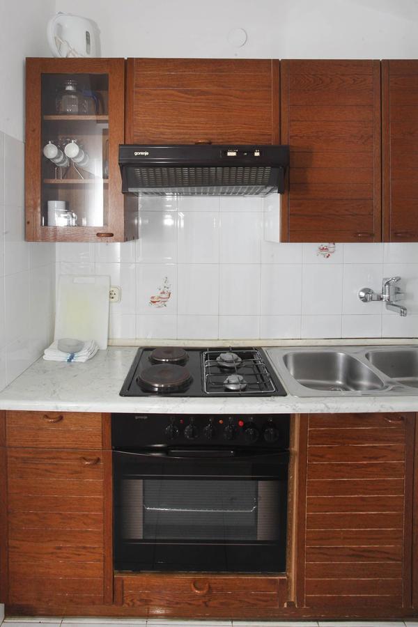 Apartments Patricia Баньоле Екстер'єр фото