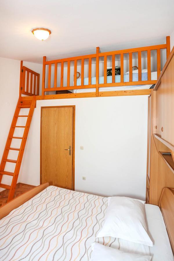 Apartments Patricia Баньоле Екстер'єр фото